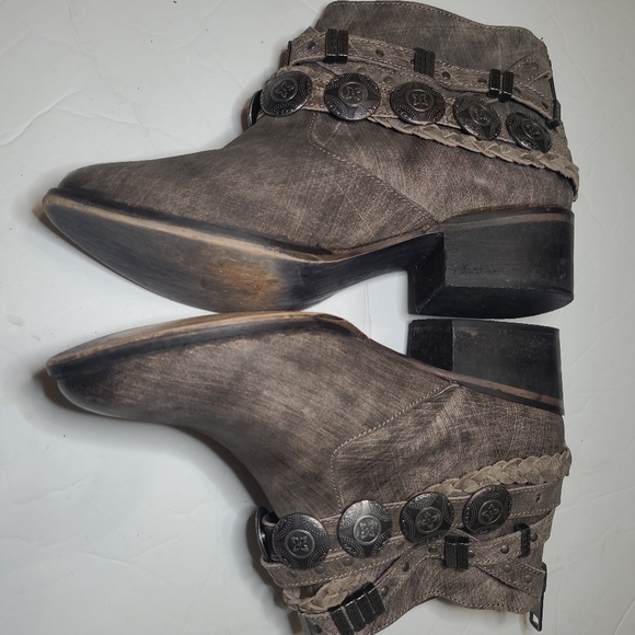 Naughty Monkey Leather Anchorage Ankle Booties 6.5 - Picture 6 of 16